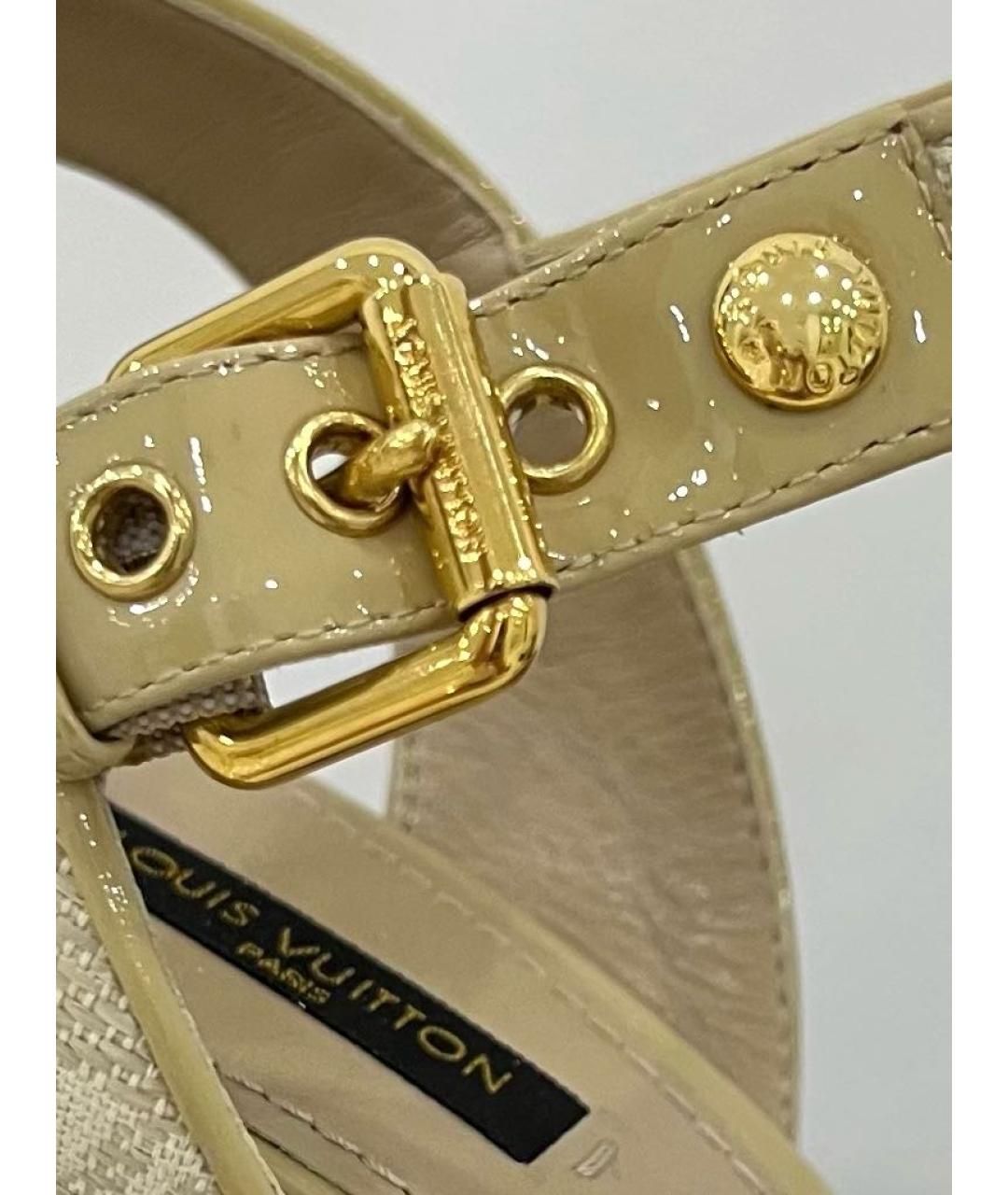 LOUIS VUITTON Бежевые текстильные босоножки, фото 8