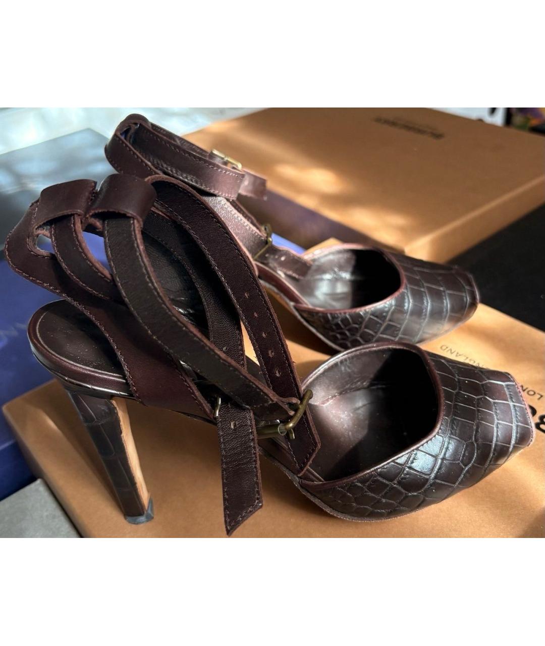 MANOLO BLAHNIK Коричневые босоножки из экзотической кожи, фото 7