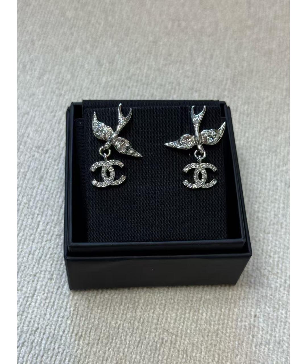 CHANEL Серебряные металлические серьги, фото 3