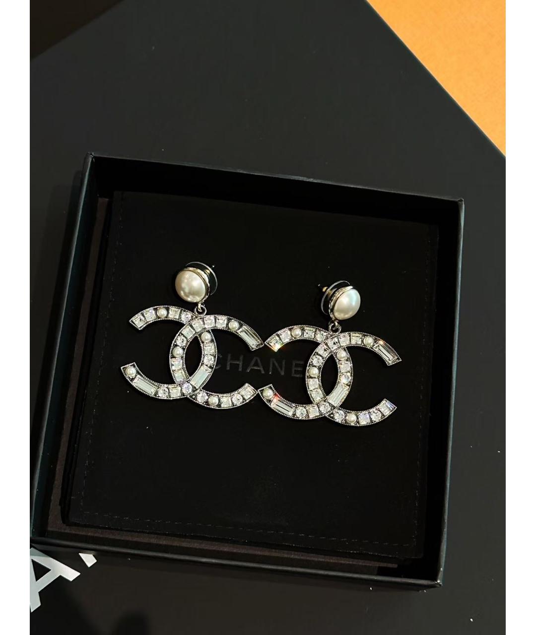 CHANEL Серебряные металлические серьги, фото 4