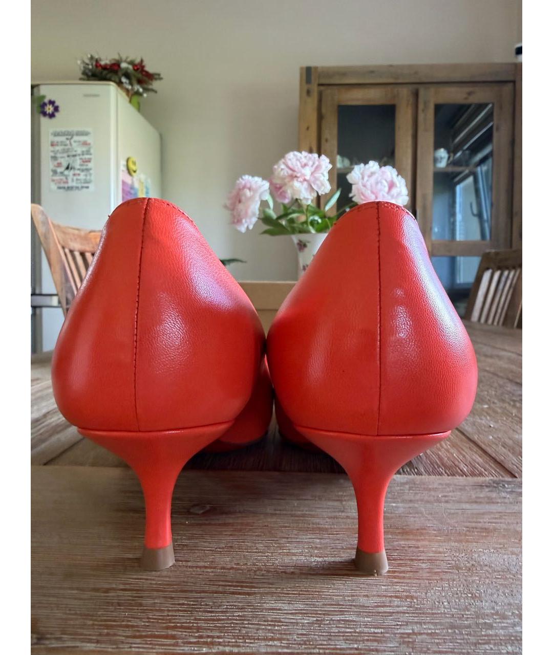 CHRISTIAN LOUBOUTIN Оранжевые кожаные туфли, фото 3