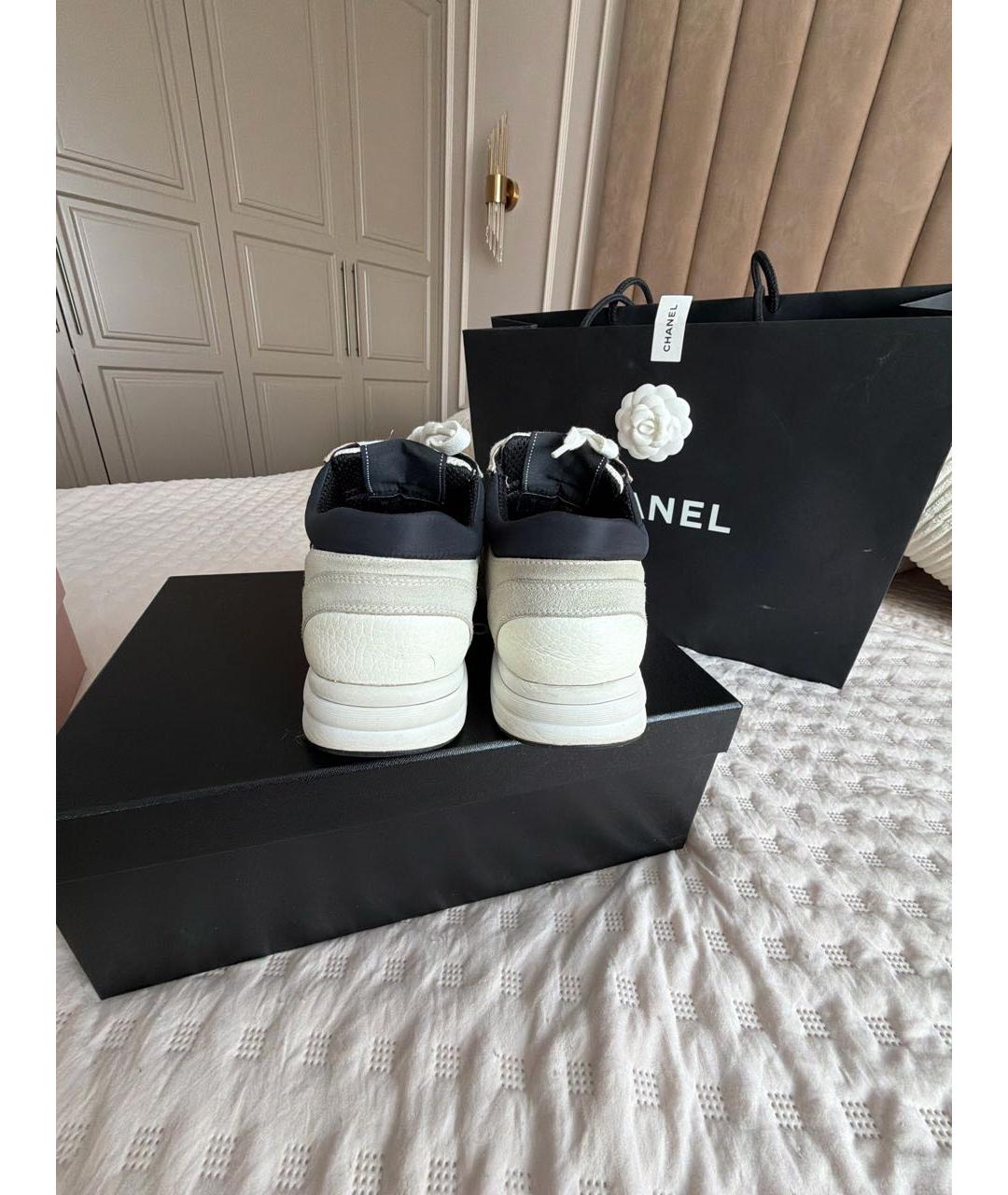 CHANEL Белые кожаные кеды, фото 4