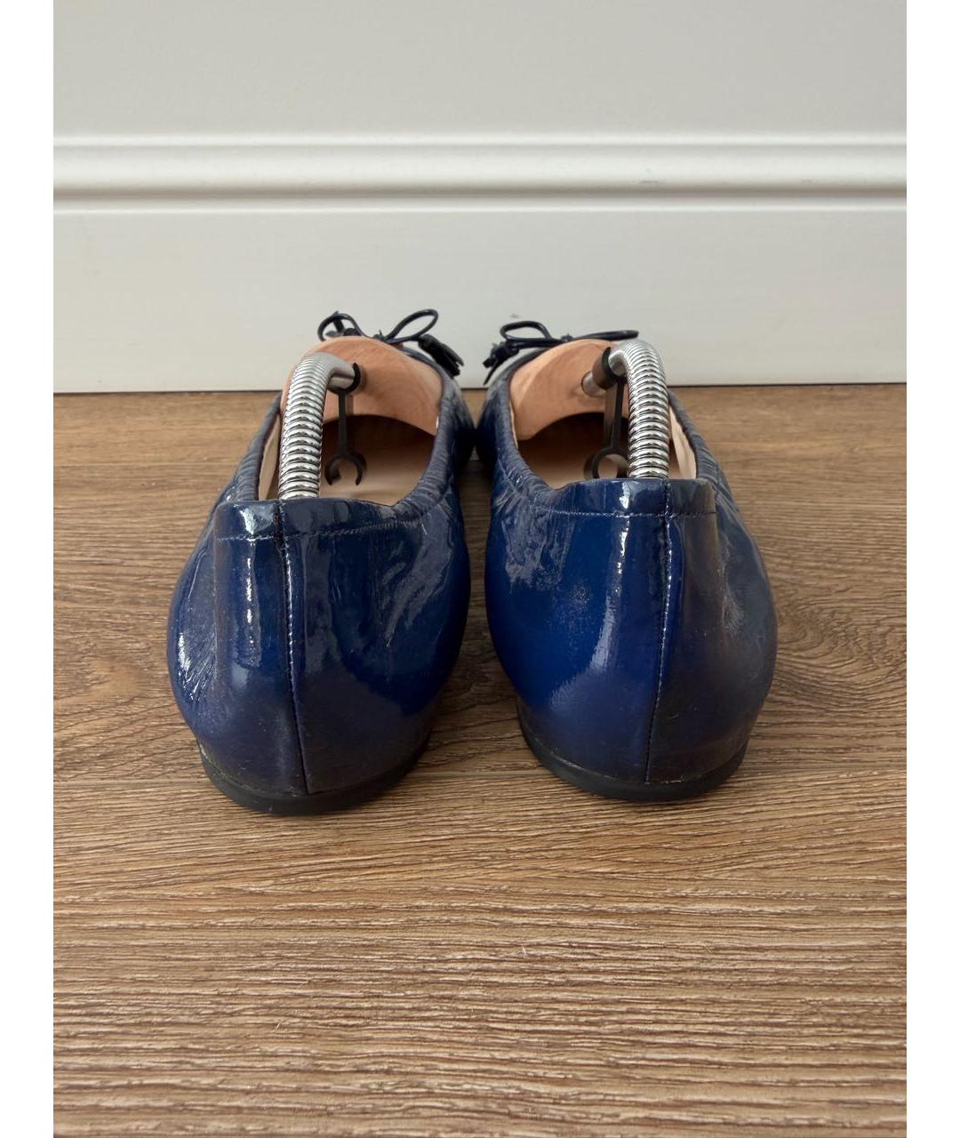 PRADA Синие балетки из лакированной кожи, фото 4