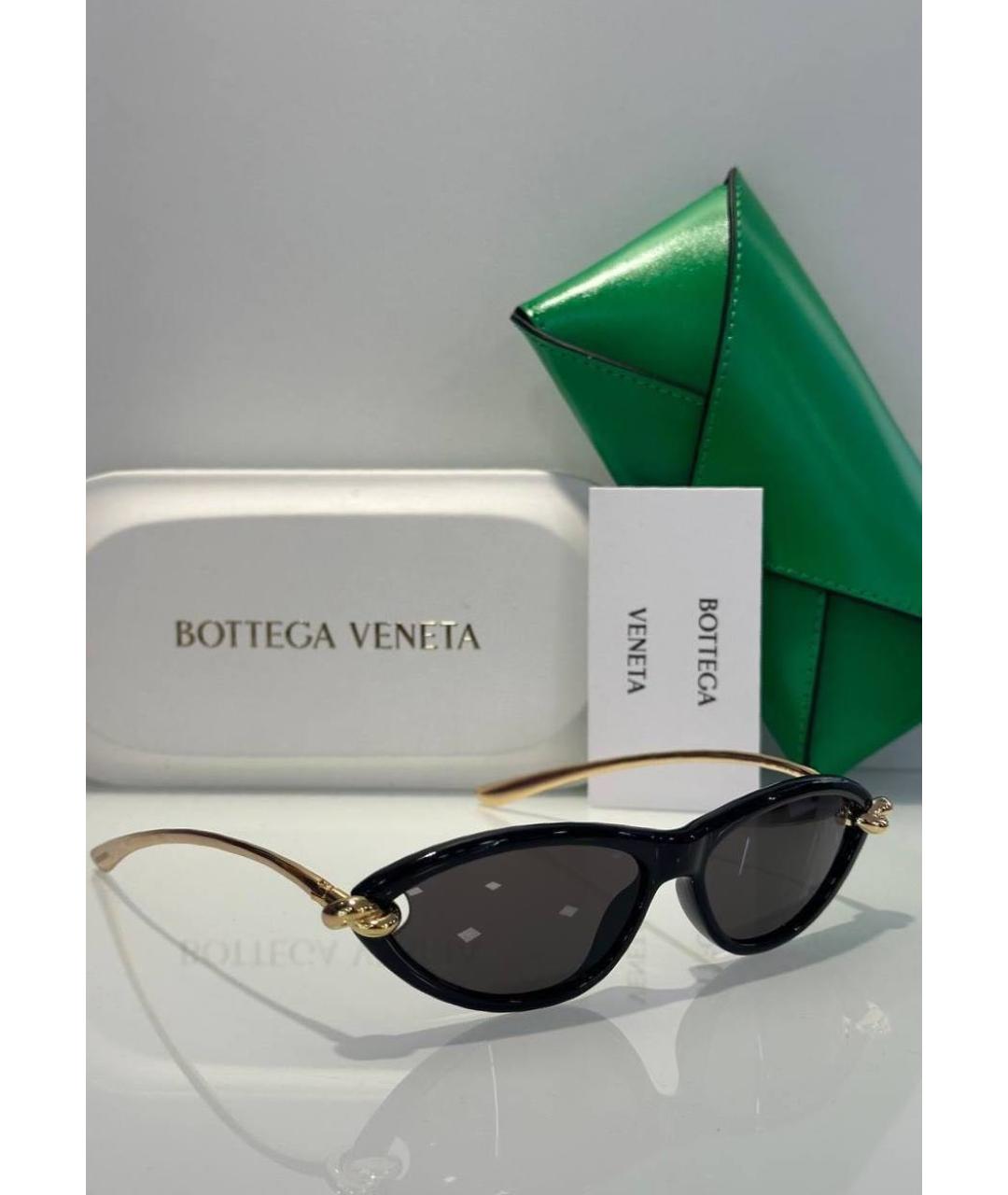 BOTTEGA VENETA Черные пластиковые солнцезащитные очки, фото 2