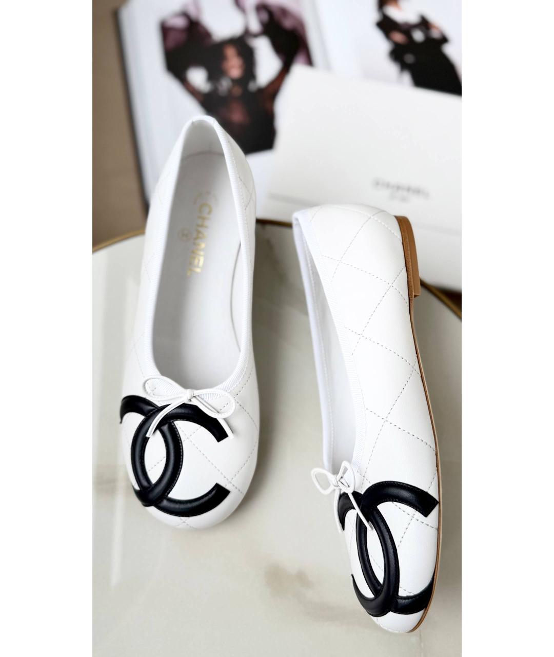 CHANEL Белые кожаные балетки, фото 5