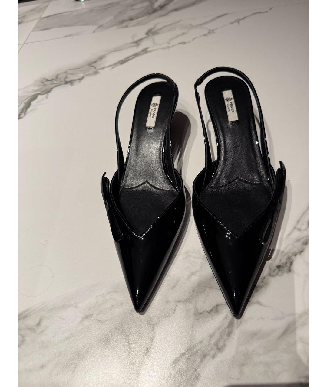 PRADA Черные туфли из лакированной кожи, фото 2