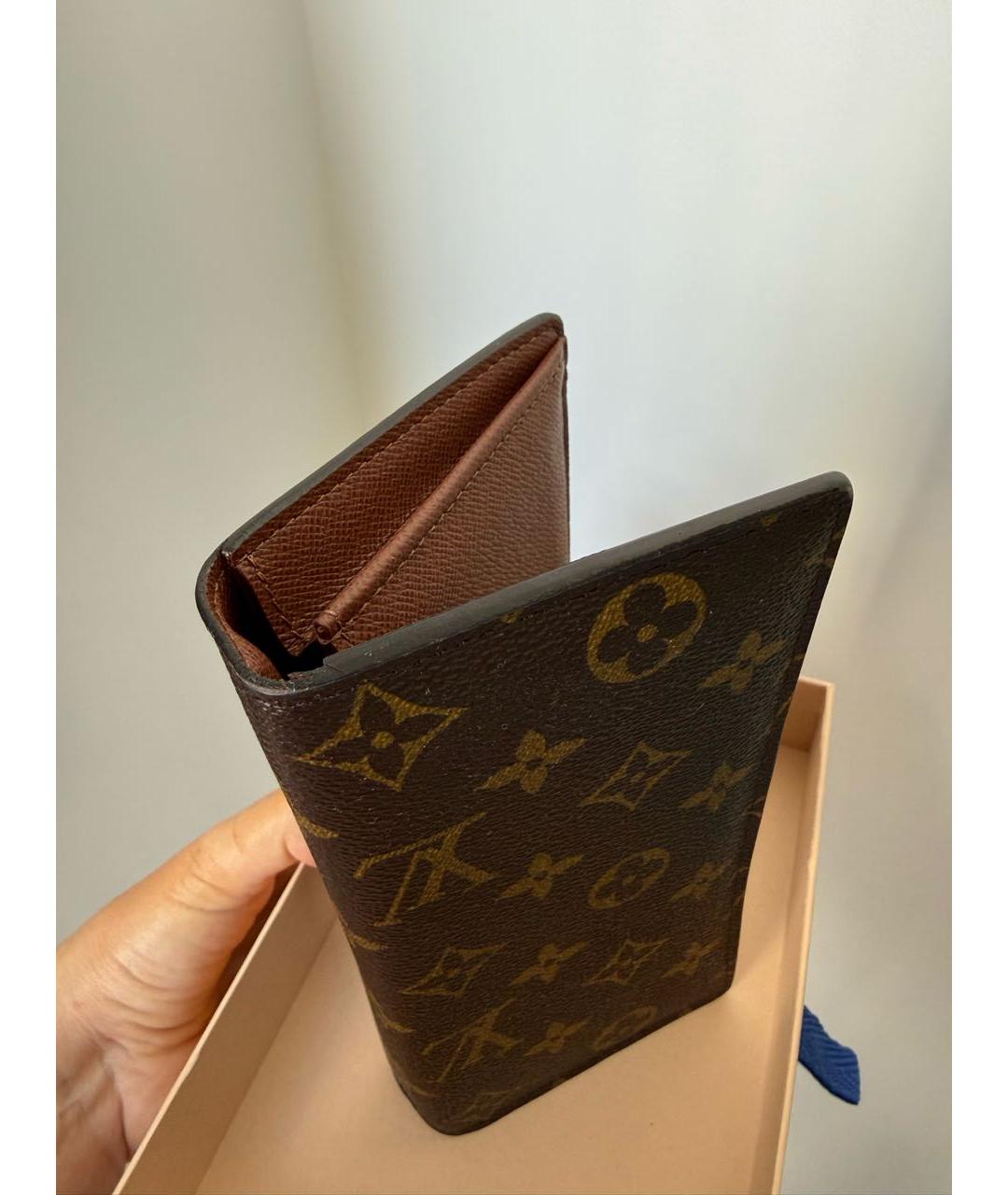LOUIS VUITTON Коричневый кошелек, фото 8