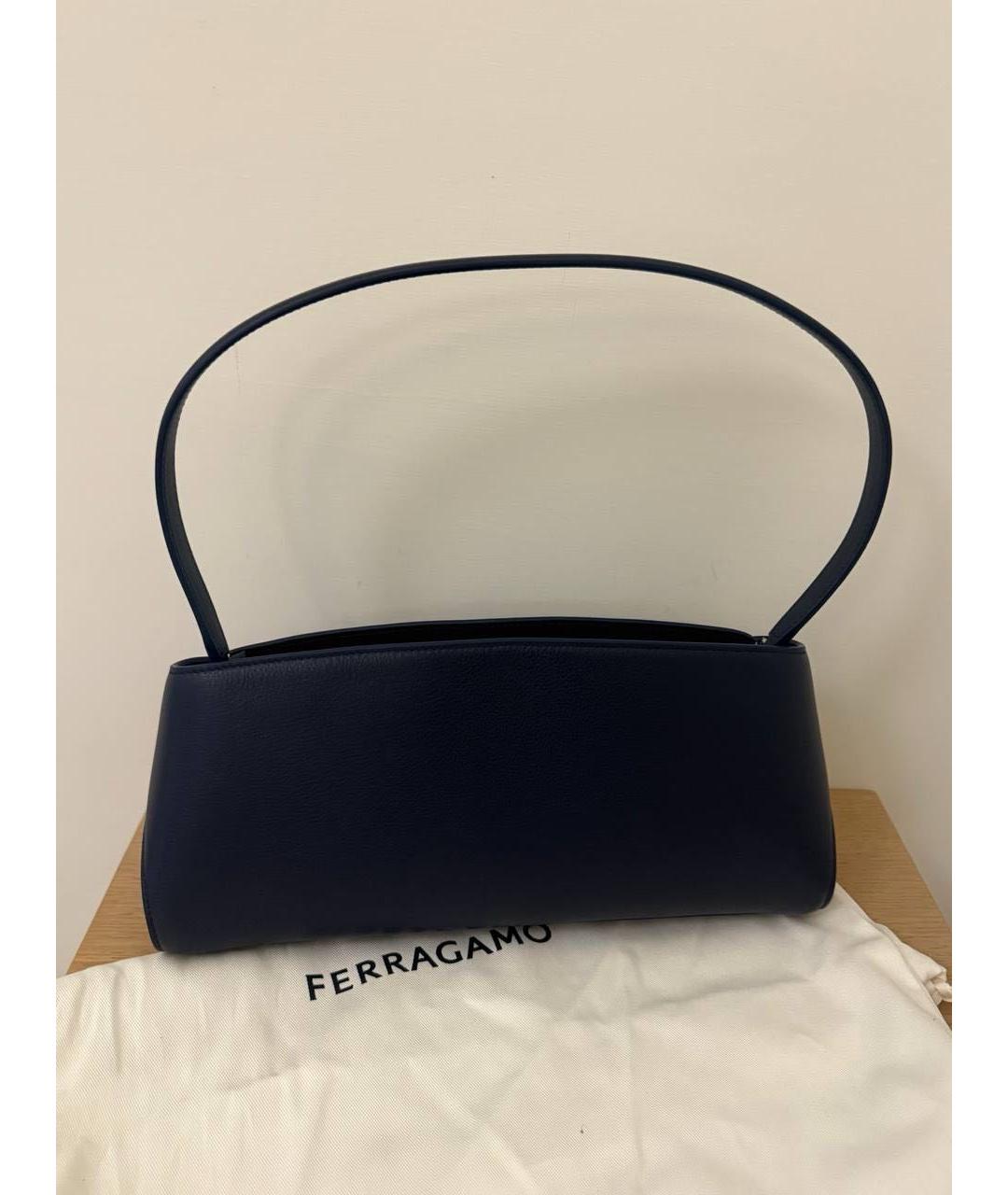 FERRAGAMO Темно-синяя кожаная сумка через плечо, фото 3