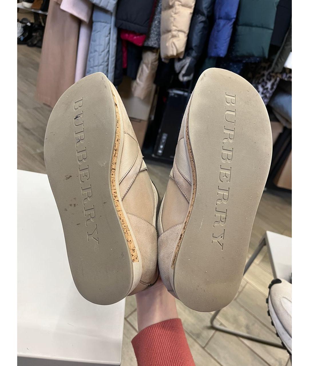 BURBERRY Бежевые кожаные кроссовки, фото 3