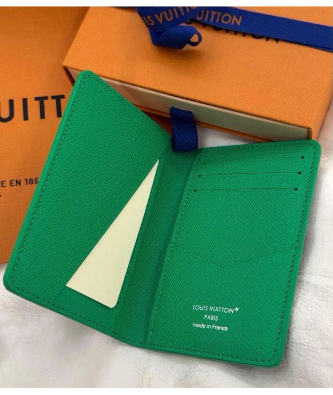 LOUIS VUITTON Зеленый кошелек, фото 5