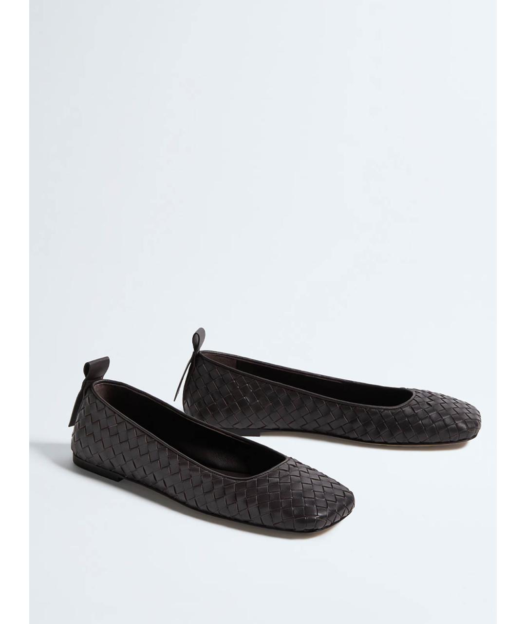 BOTTEGA VENETA Коричневые кожаные балетки, фото 4
