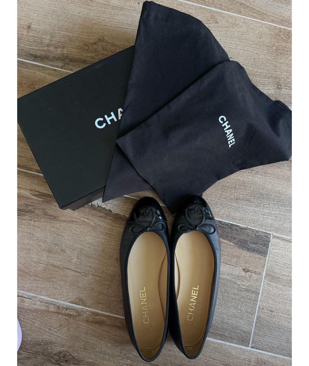 CHANEL Черные кожаные балетки, фото 5