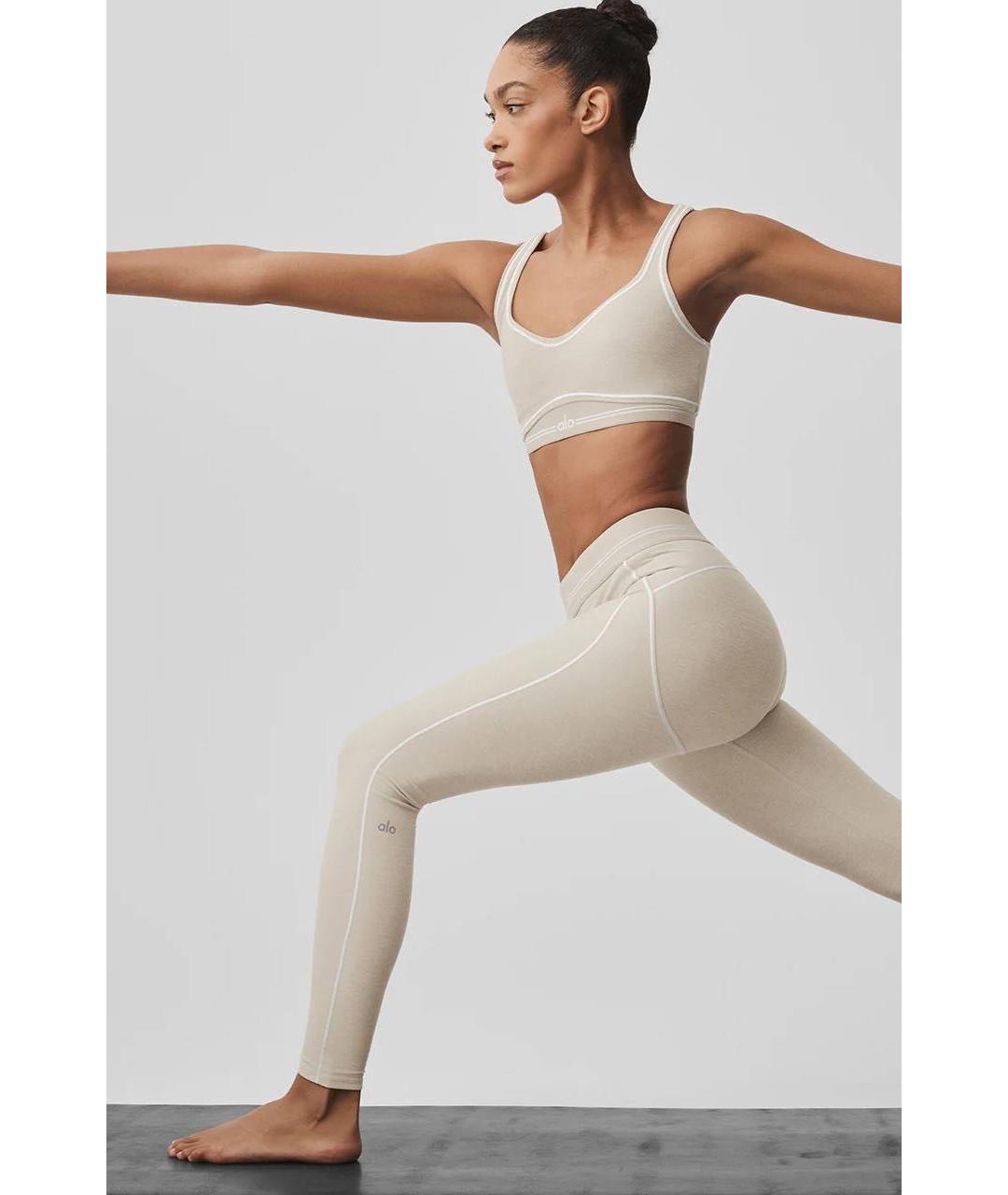 ALO YOGA Бежевый полиэстеровый костюм с брюками, фото 4