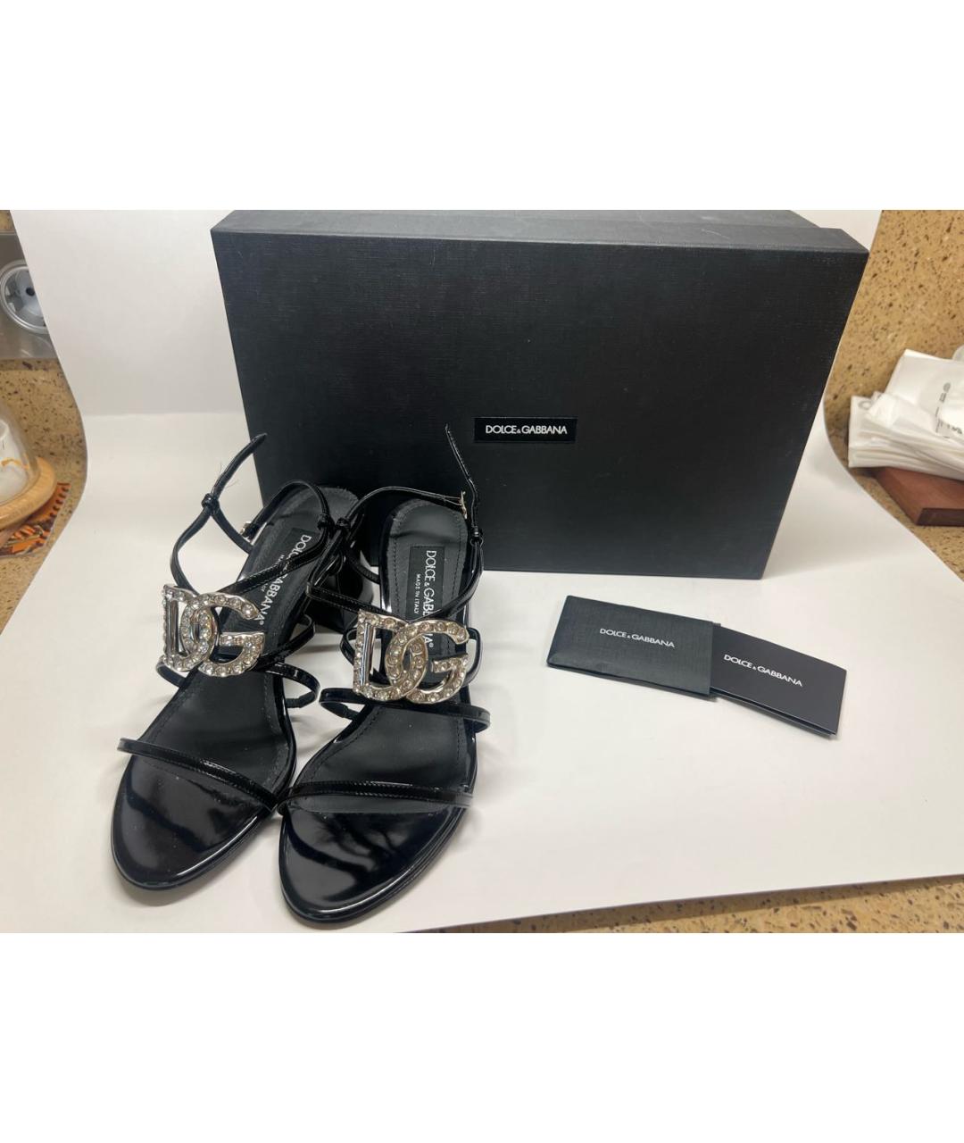 DOLCE&GABBANA Черные босоножки из лакированной кожи, фото 5