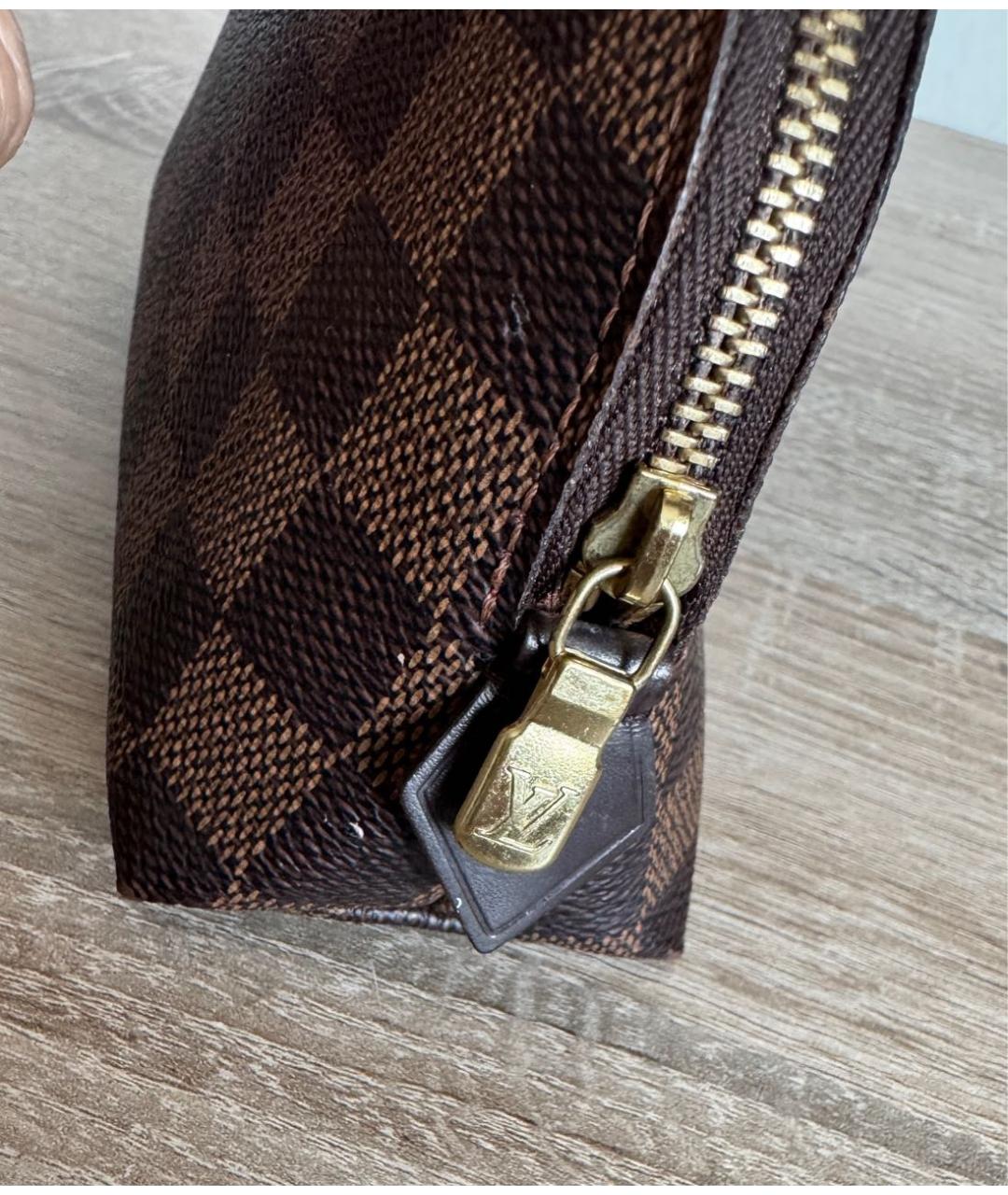 LOUIS VUITTON Косметичка, фото 8