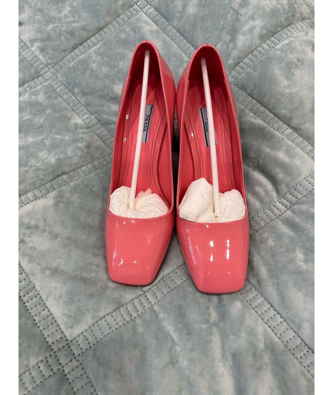 PRADA Коралловые туфли из лакированной кожи, фото 2