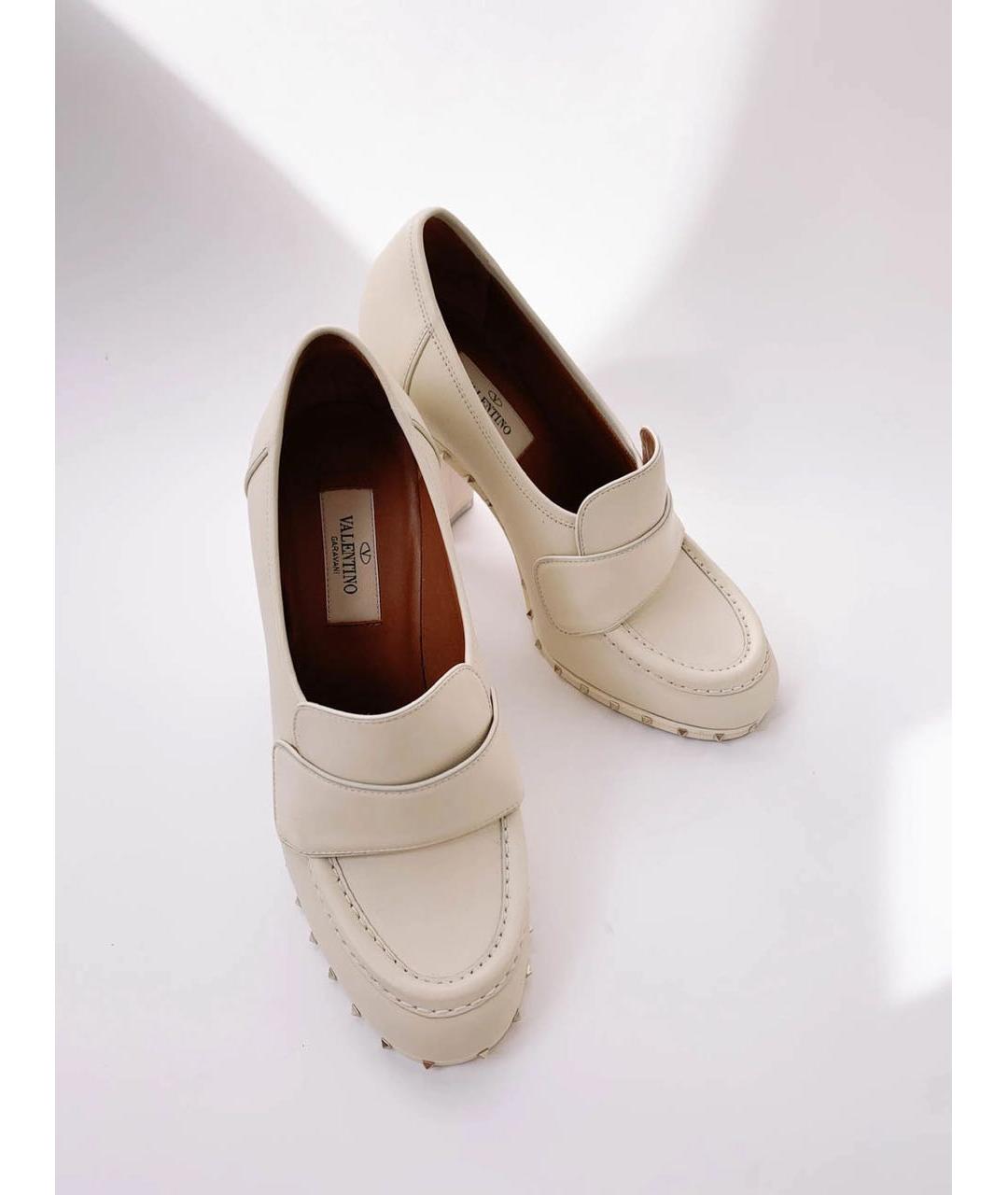 VALENTINO Бежевые кожаные туфли, фото 2