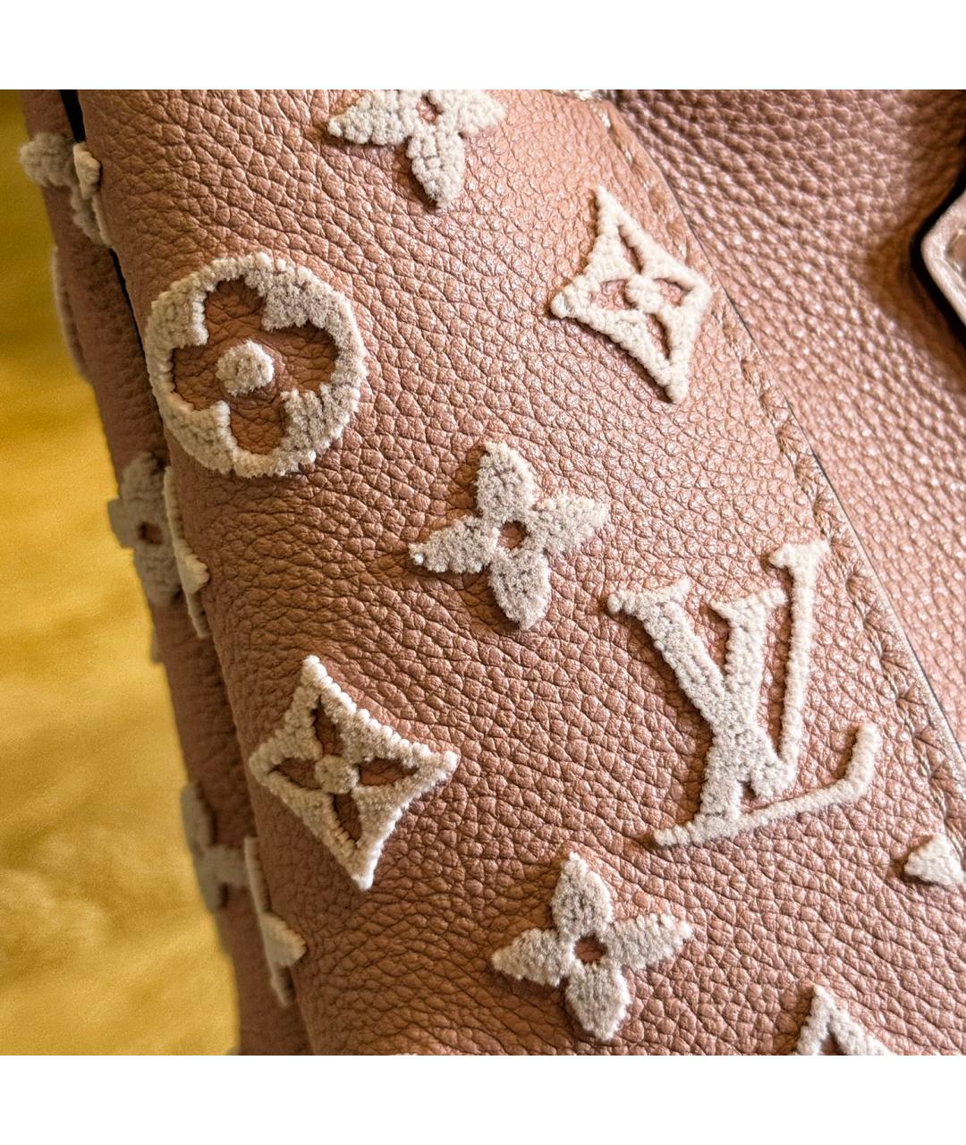 LOUIS VUITTON Розовая кожаная сумка с короткими ручками, фото 5