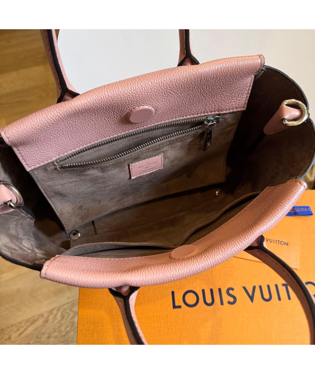 LOUIS VUITTON Розовая кожаная сумка с короткими ручками, фото 6