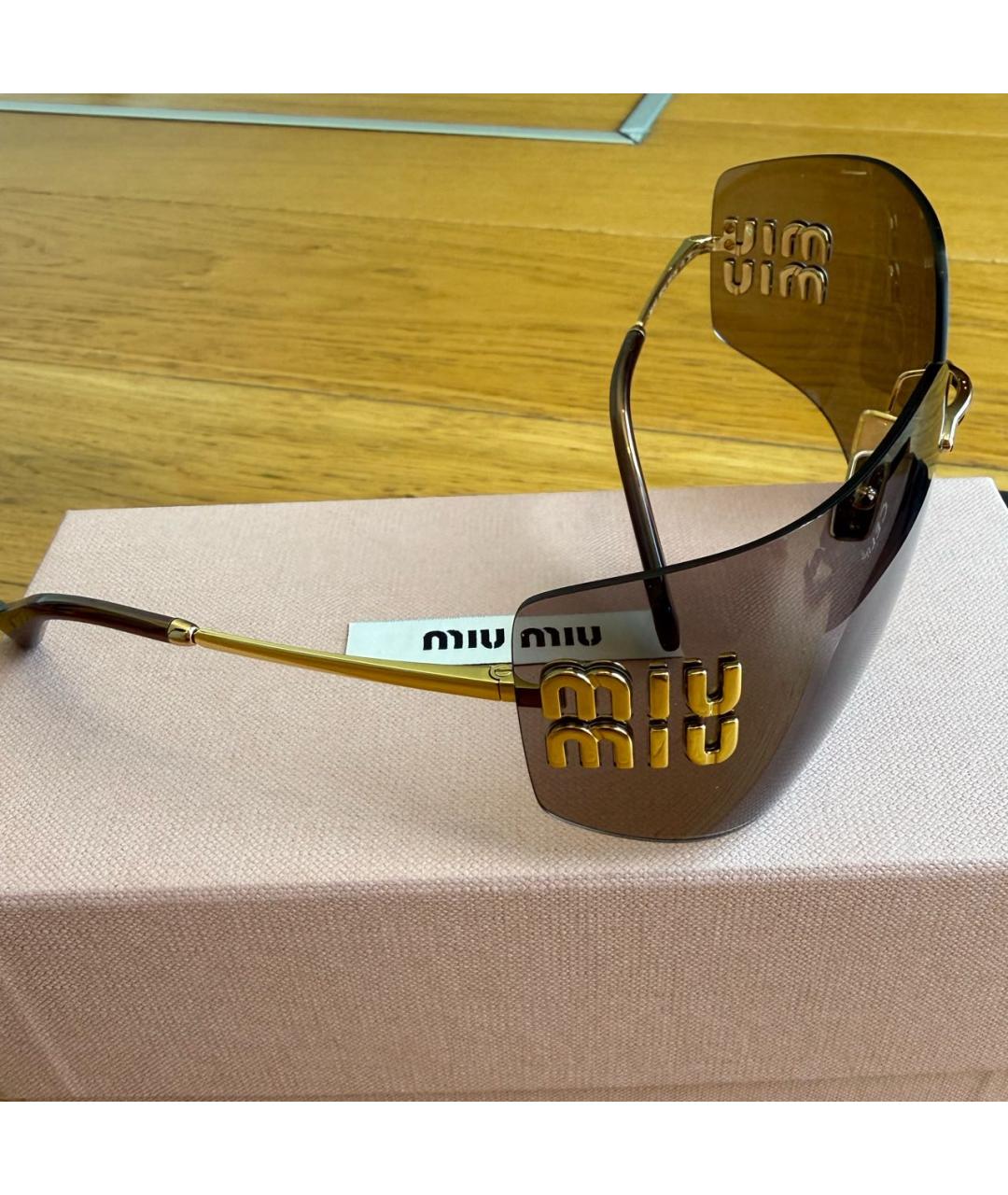MIU MIU Золотые металлические солнцезащитные очки, фото 3
