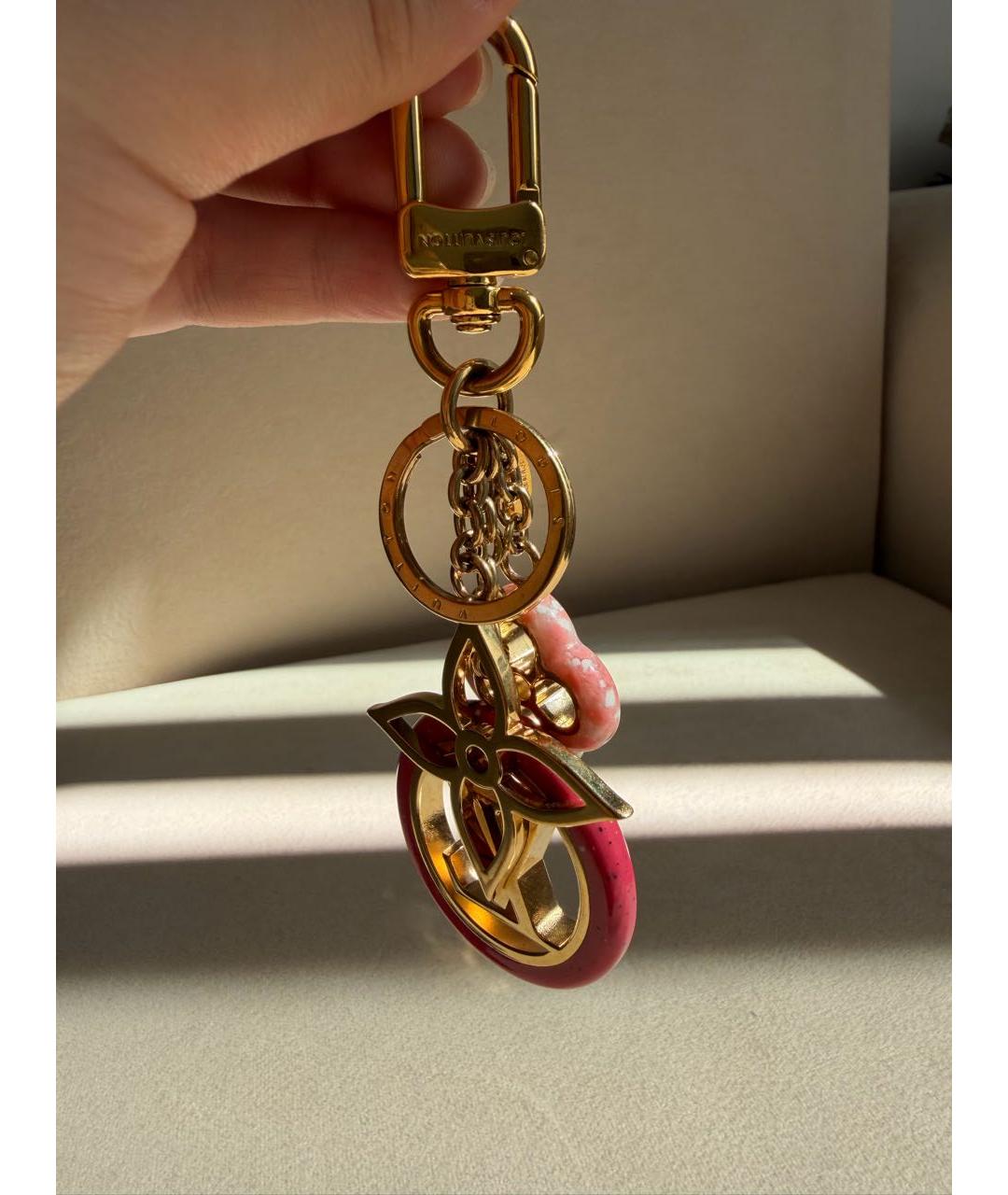 LOUIS VUITTON Золотой брелок, фото 6