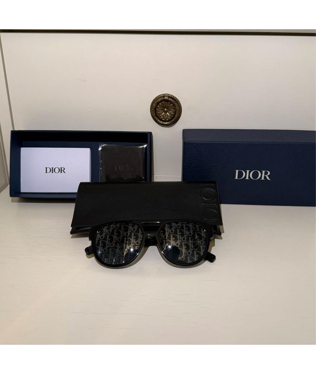 CHRISTIAN DIOR Черные пластиковые солнцезащитные очки, фото 4