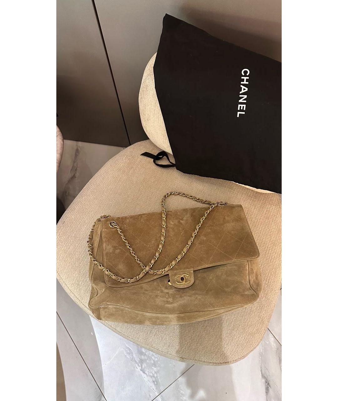 CHANEL Бежевая замшевая сумка через плечо, фото 3
