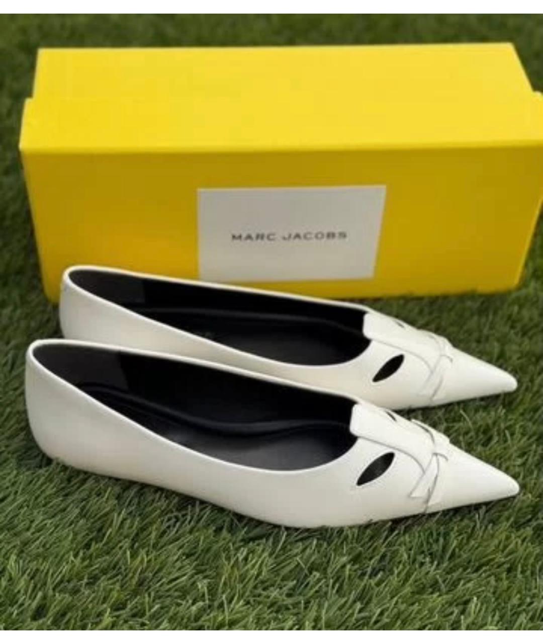 MARC JACOBS Белые балетки из лакированной кожи, фото 5