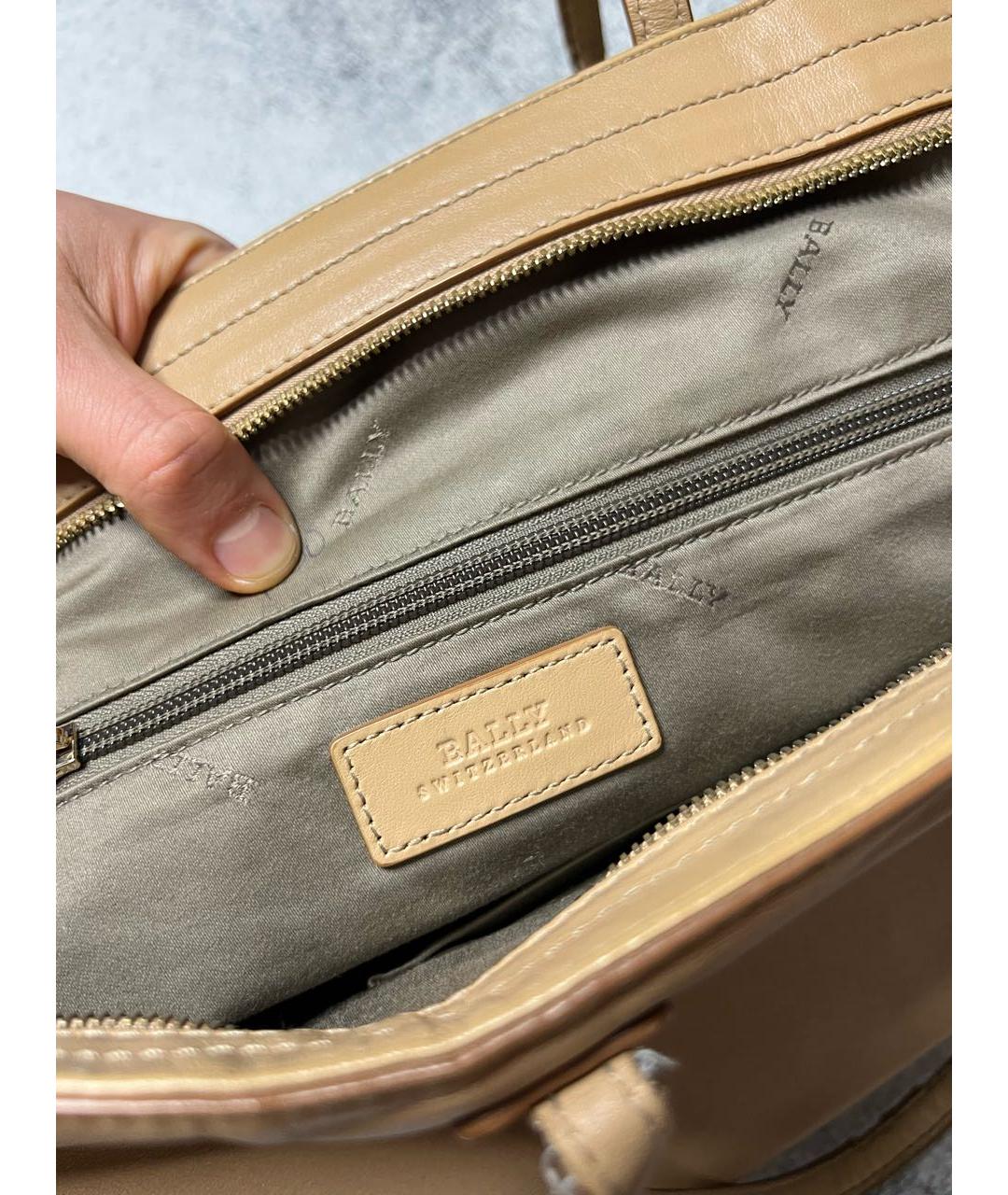 BALLY Бежевая кожаная сумка тоут, фото 8