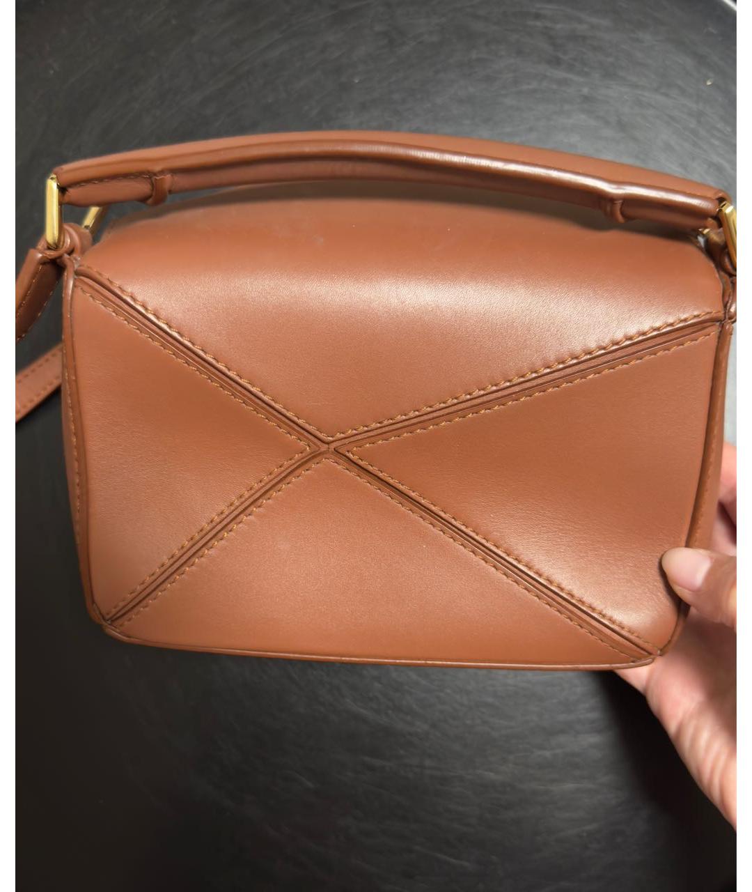 LOEWE Коричневая кожаная сумка через плечо, фото 4
