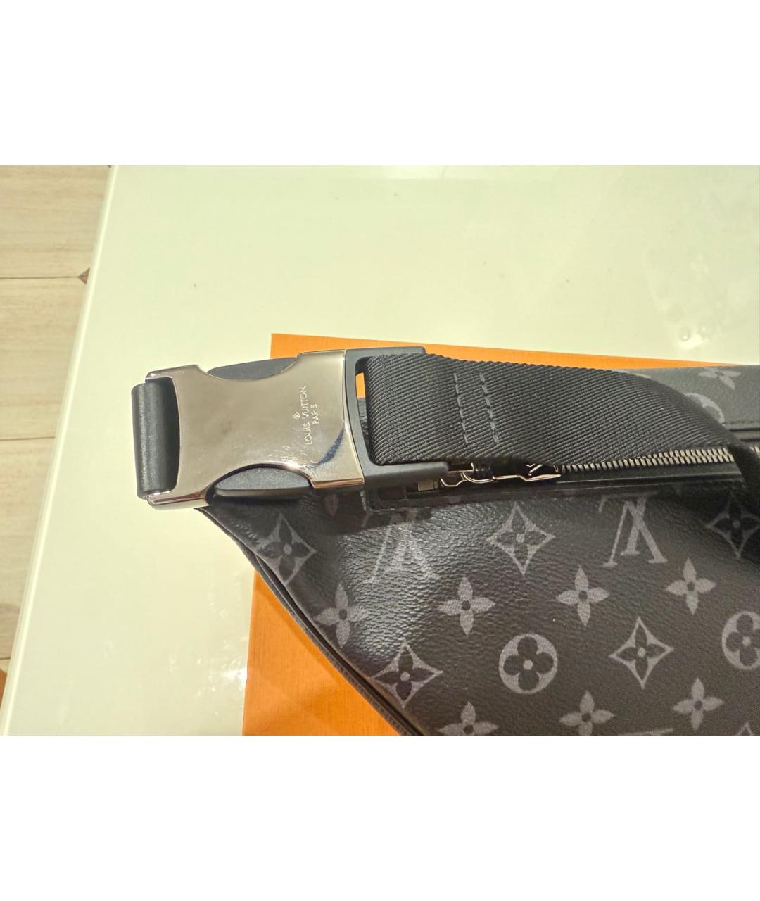 LOUIS VUITTON Антрацитовая кожаная поясная сумка, фото 4