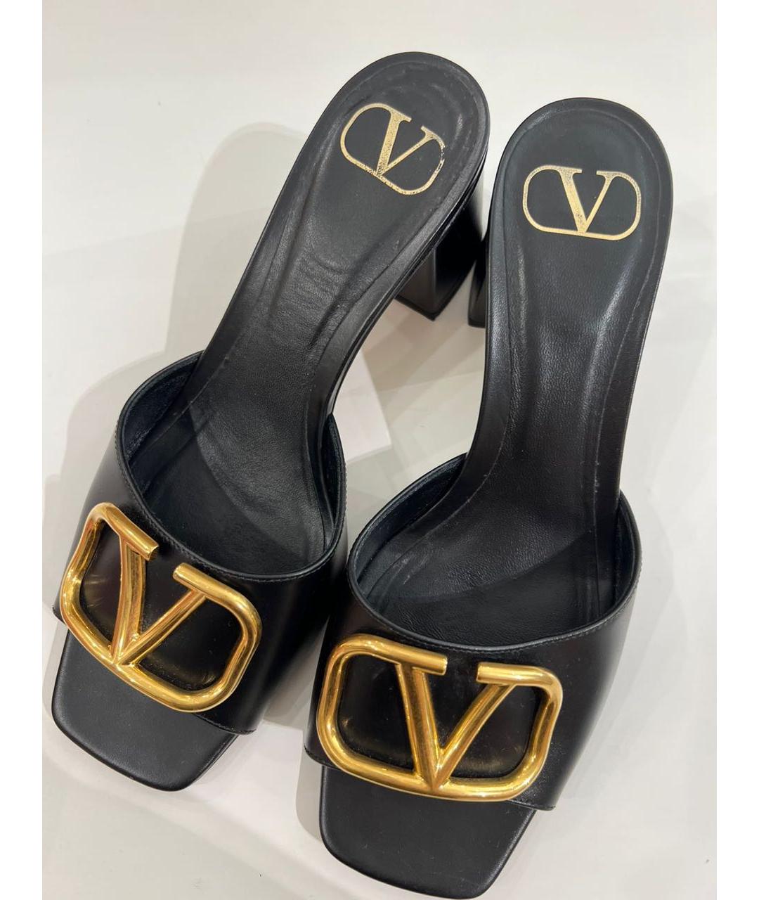 VALENTINO Черные кожаные мюли, фото 4