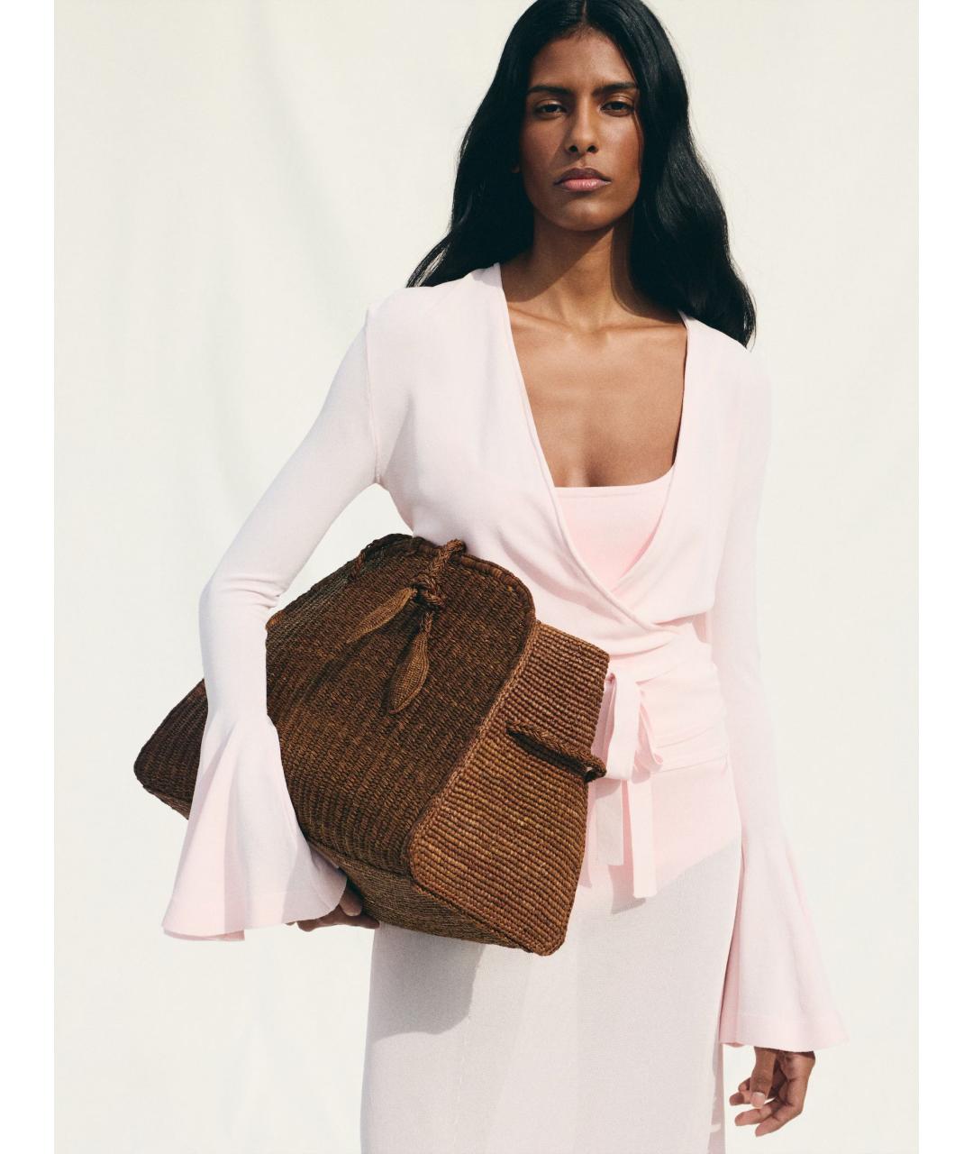 JACQUEMUS Коричневая рафия сумка тоут, фото 2