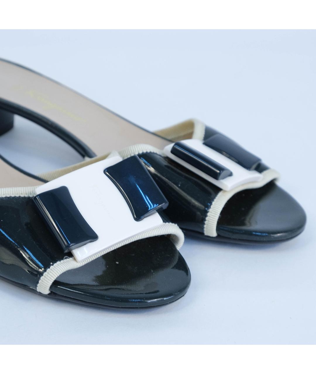FERRAGAMO Синие мюли из лакированной кожи, фото 4