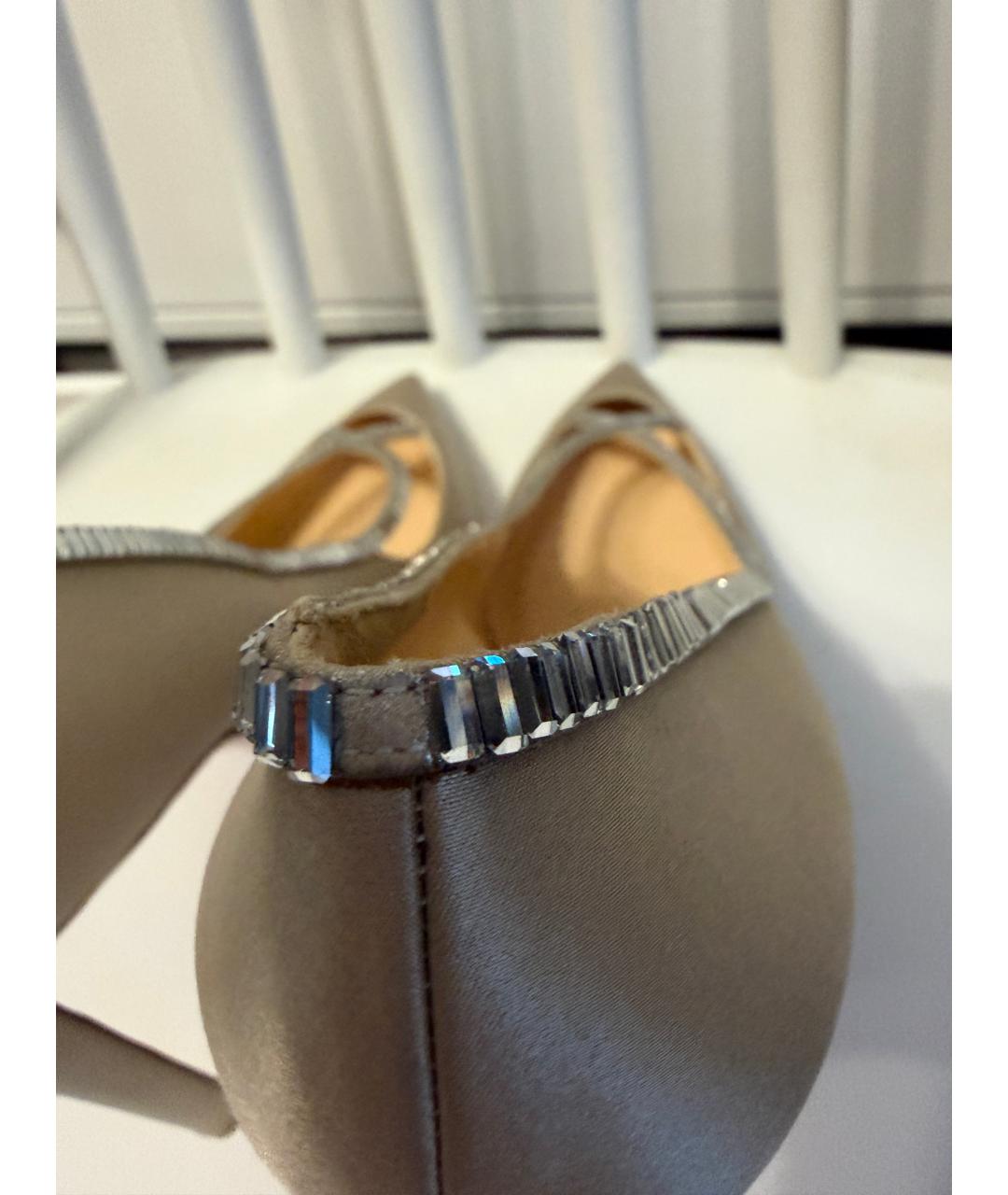 CHRISTIAN LOUBOUTIN Бежевые текстильные туфли, фото 6