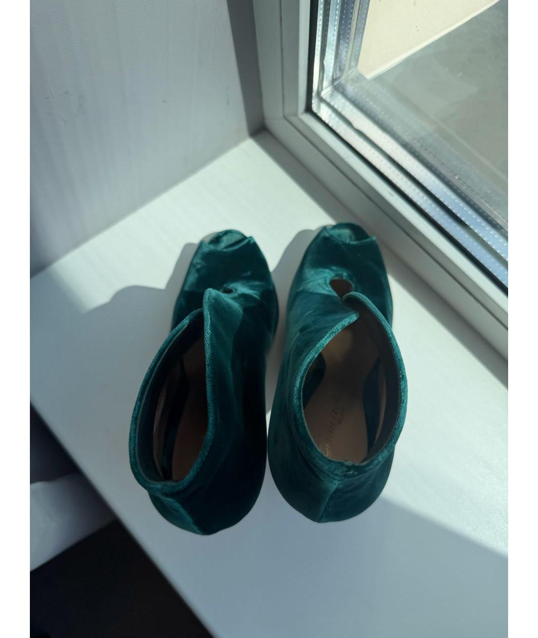 GIANVITO ROSSI Зеленые бархатные туфли, фото 3