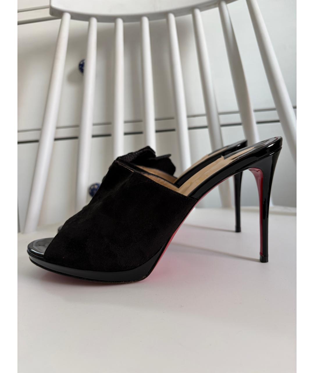 CHRISTIAN LOUBOUTIN Черные замшевые мюли, фото 5