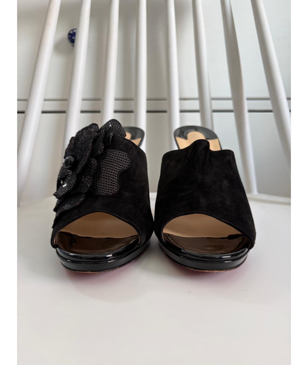 CHRISTIAN LOUBOUTIN Черные замшевые мюли, фото 3