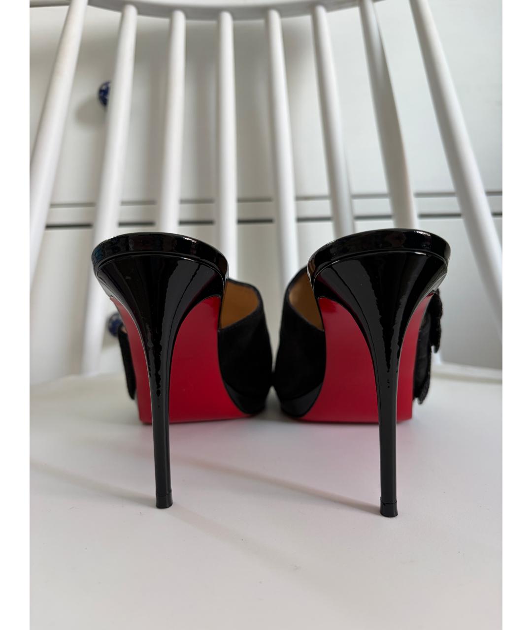 CHRISTIAN LOUBOUTIN Черные замшевые мюли, фото 6