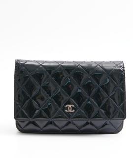 CHANEL Сумка через плечо