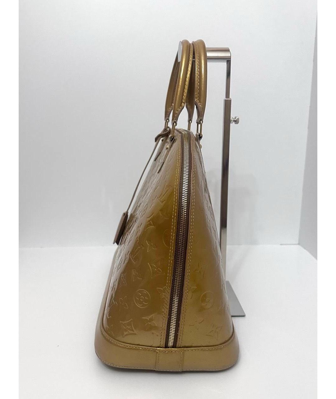 LOUIS VUITTON Золотая сумка с короткими ручками из лакированной кожи, фото 7