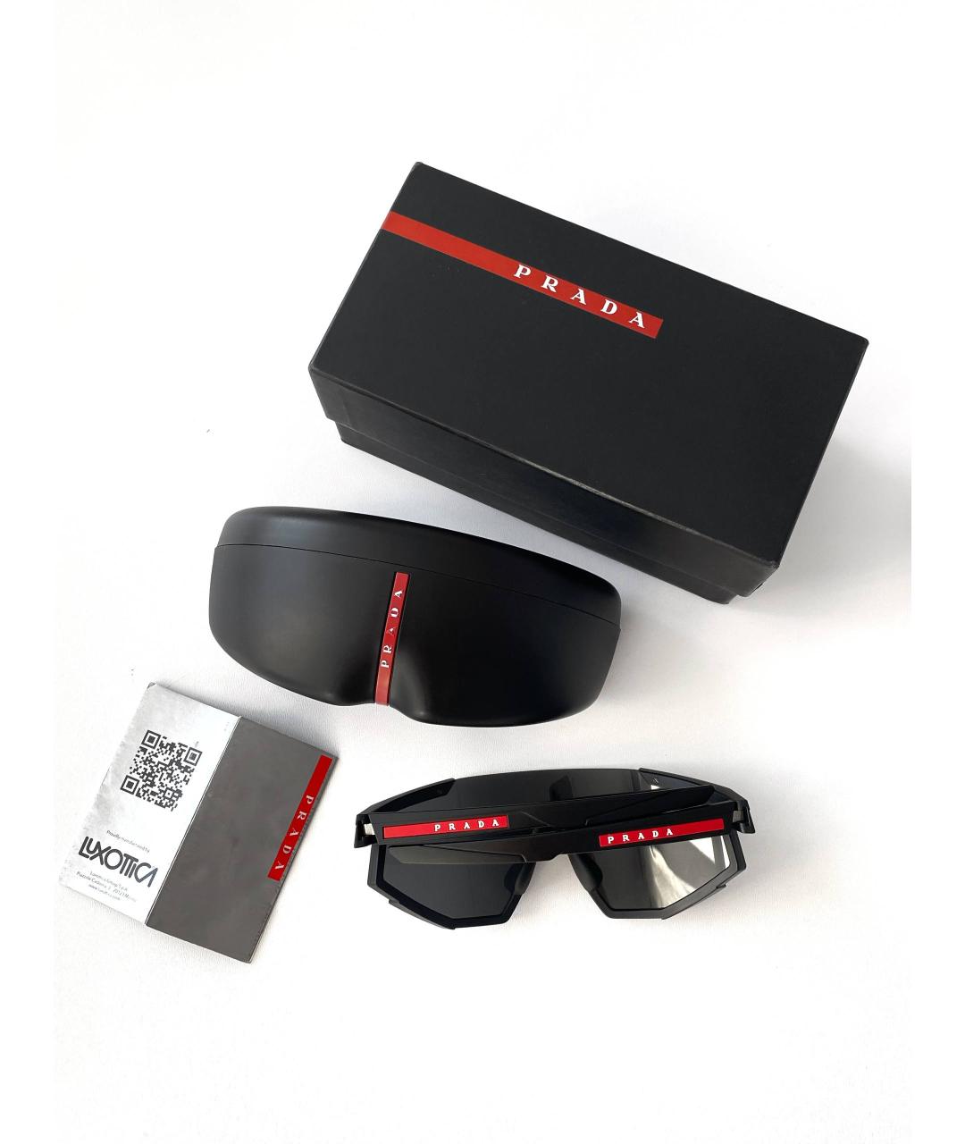 PRADA Черные пластиковые солнцезащитные очки, фото 4