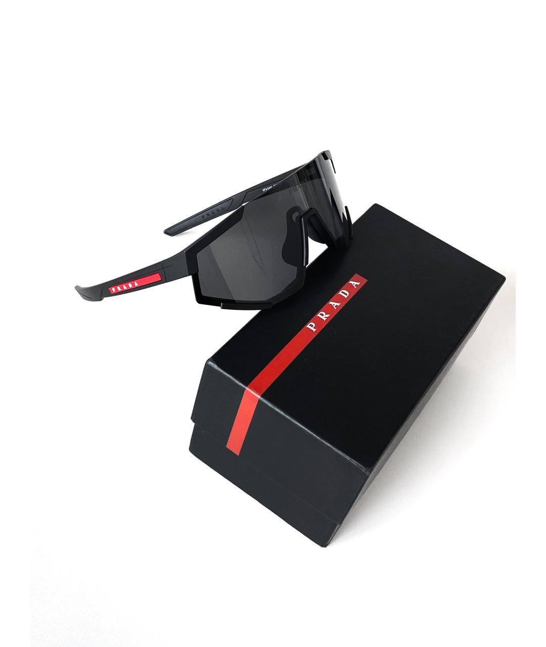PRADA Черные пластиковые солнцезащитные очки, фото 2