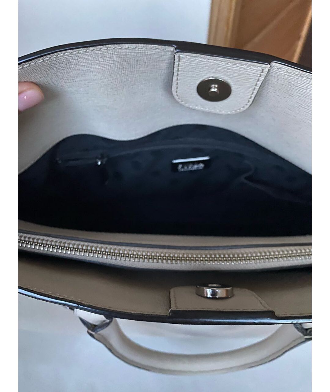 FURLA Серая кожаная сумка с короткими ручками, фото 4