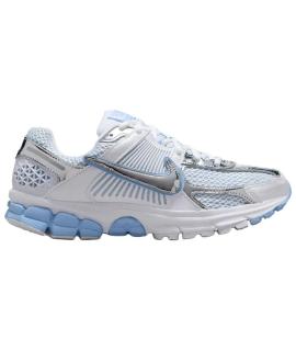 NIKE Кроссовки