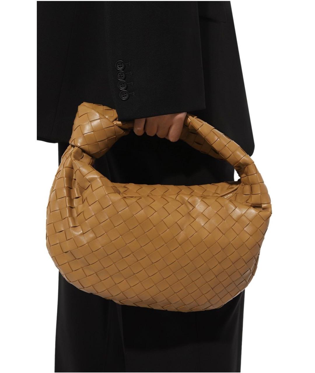 BOTTEGA VENETA Бежевая кожаная сумка с короткими ручками, фото 2