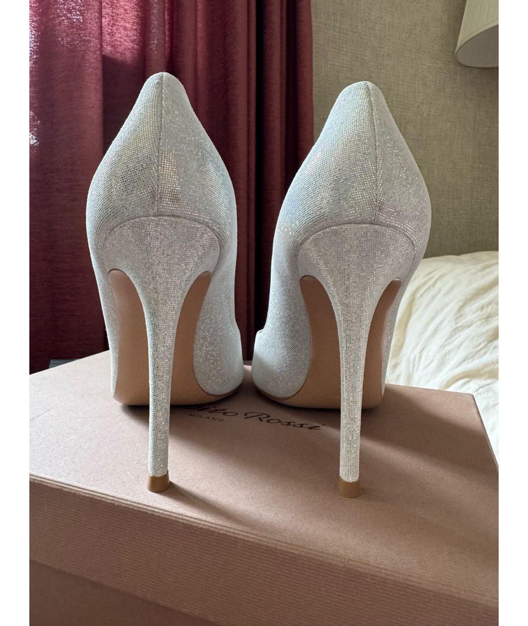 GIANVITO ROSSI Серебряные туфли, фото 4