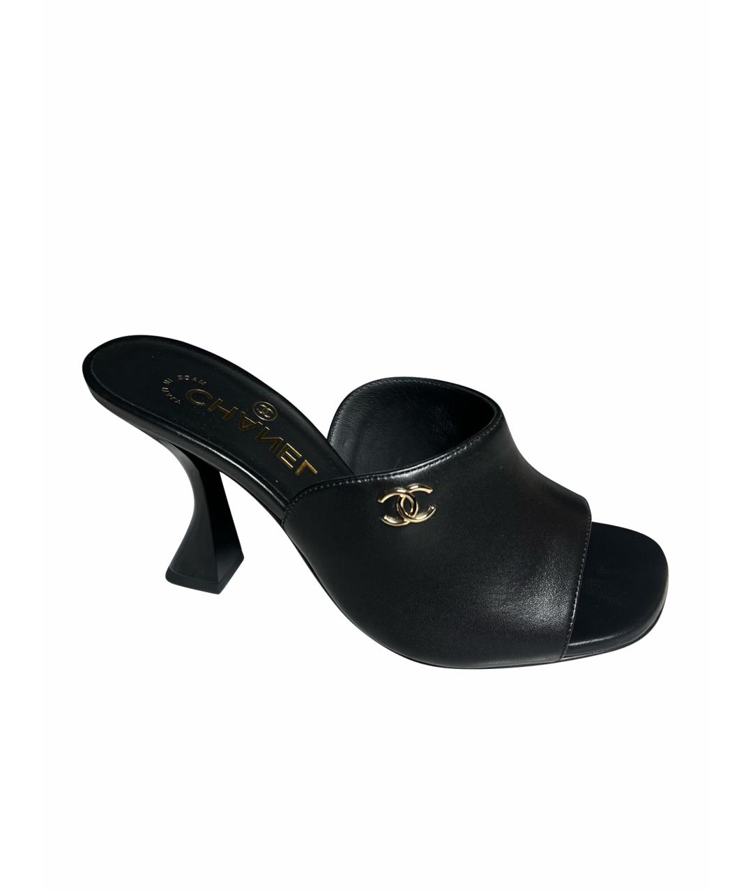 CHANEL Черные кожаные мюли, фото 1