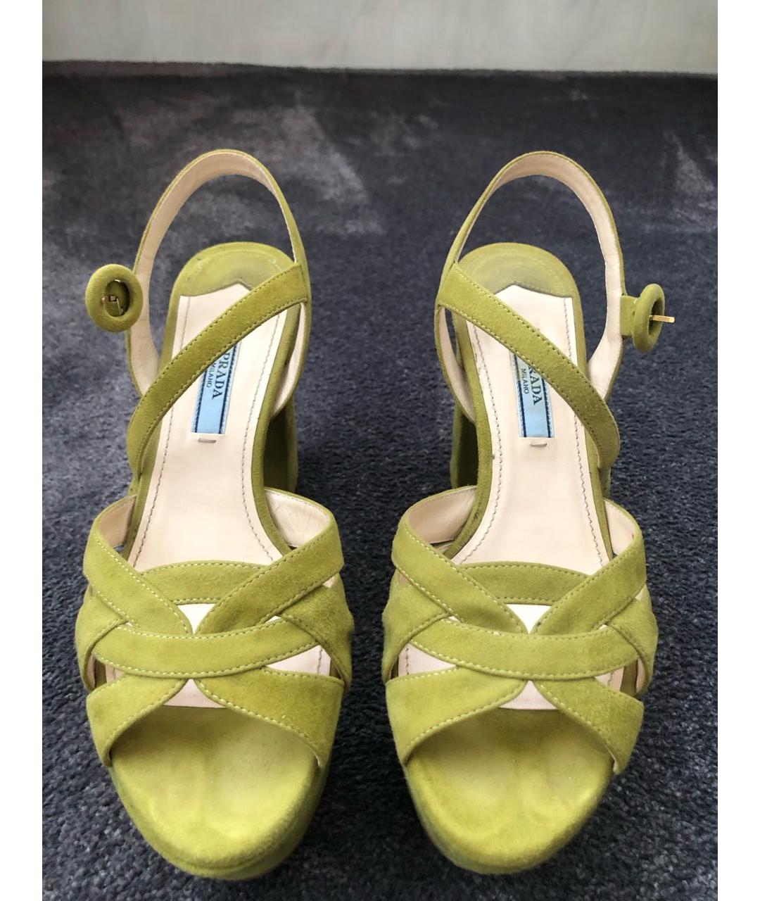 PRADA Салатовые замшевые босоножки, фото 2