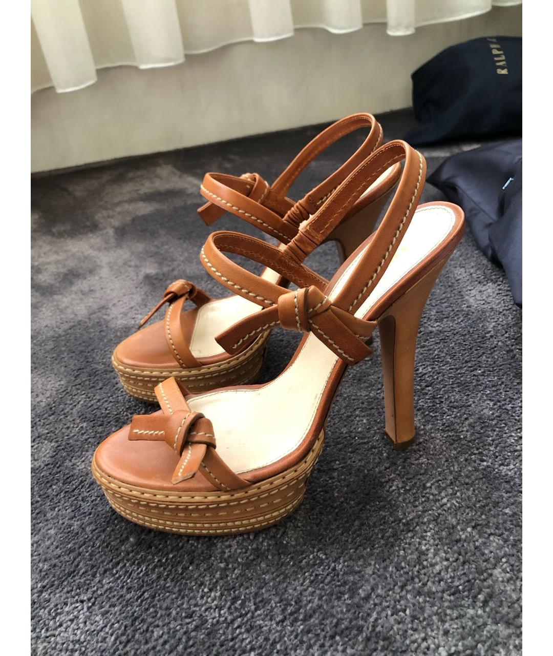 PRADA Бежевые кожаные босоножки, фото 4
